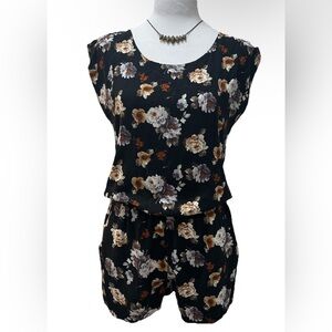 Forever21 Floral Romper with Pockets Black M